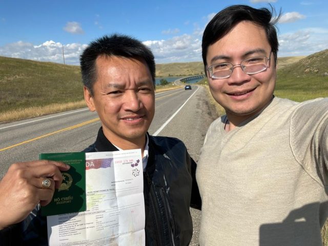 Anh Hoàng – khách hàng nhận Work Permit thành công tại biên giới Canada – Mỹ, sau khi chuyển đổi từ visa du lịch – thực hiện bởi New Life Immigration. 1