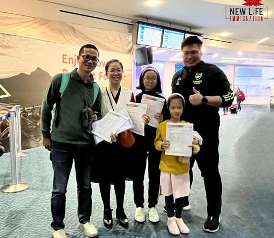 Gia đình khách hàng định cư Canada diện tay nghề – vị trí Retail Sale Supervisor tại Vancouver – thành công từ Việt Nam